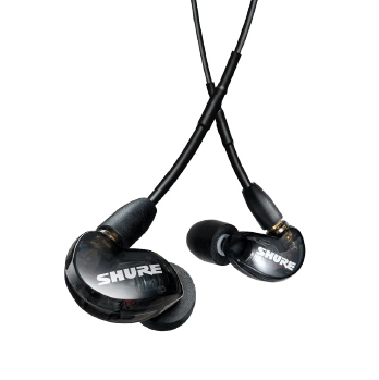 web-thumnail-cat-in-ear-monitors